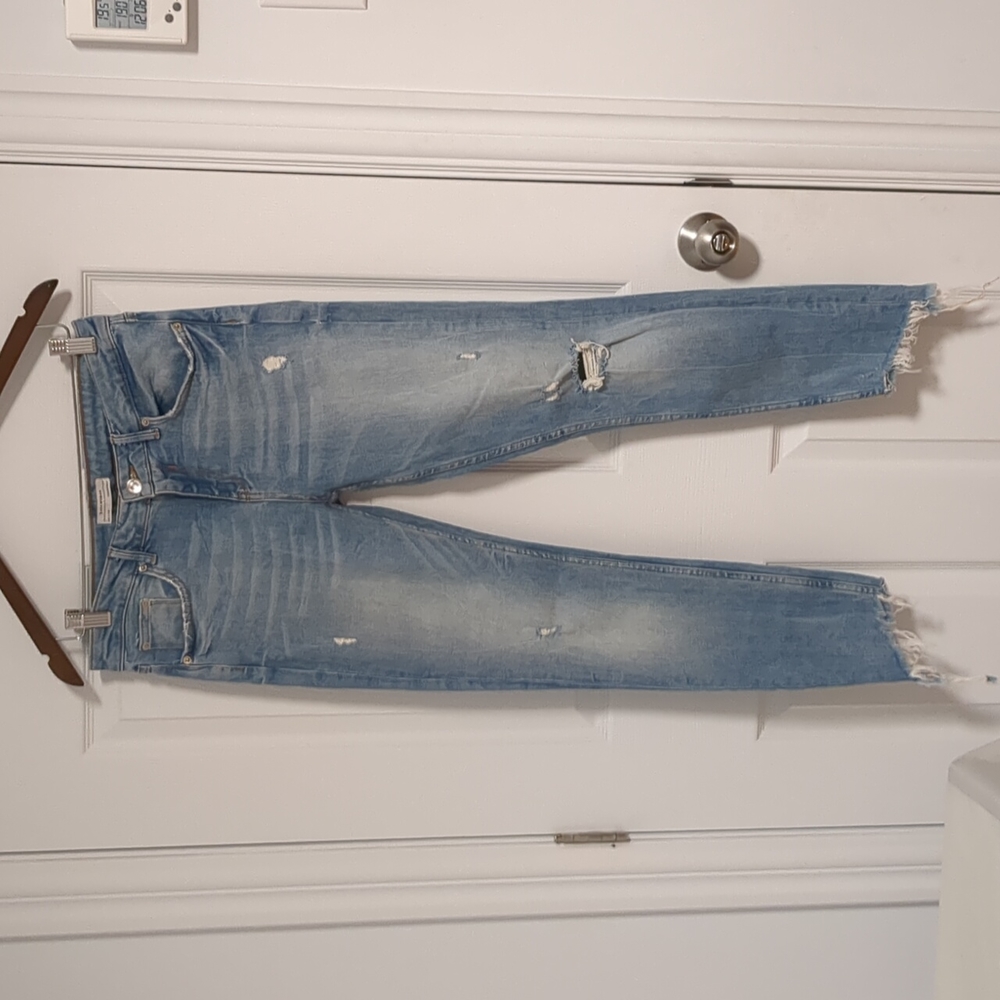 Zara Woman Premium Distressed Skinny jeans